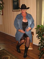 GirdleGoddess-Sexy CowgirlPictures