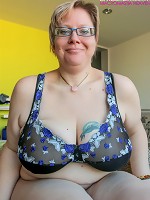 OMG Big Boobs