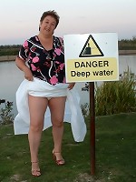 KinkyCarol-Evening FlashingPictures